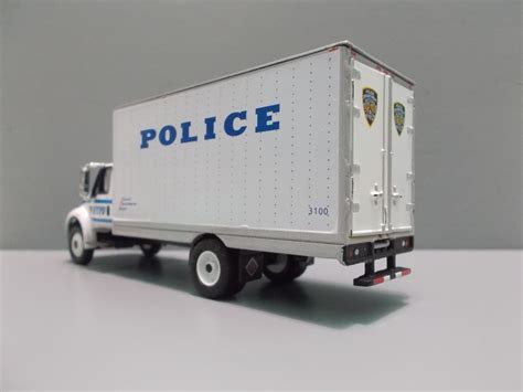 Four Wheels Diecast International Durastar Nypd Box Van