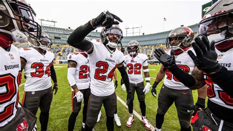 In fact, mcintosh looked more than up to the task and was able to put the high octane macon county offense on their heels for over three quarters. Super Bowl is Personal for Carlton Davis, Sean Murphy ...