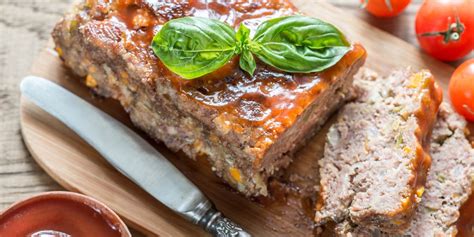 Cooking a two pound meatloaf can go awry if you're not paying attention and there's nothing worse than a burnt loaf. How Long To Cook A 2 Lb Meatloaf At 375 : How to Adjust Temperature and Time for Meat Loaf Pan ...