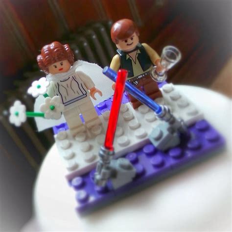 Star Wars Lego Wedding Cake Topper I Adjusted Han And Leia To Fit The