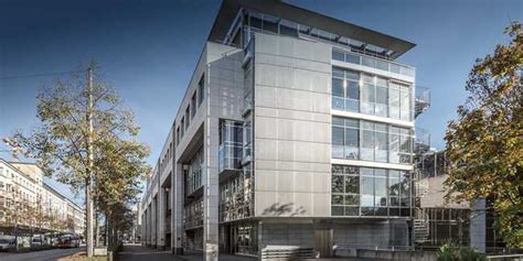 Einst lockten schweizer banken deutsche kunden per zeitungsanzeige, jetzt sind diese immer öfter unerwünscht. Schweizer Banken werden täglich 100 Mal von Hackern ...