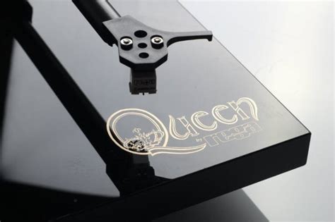 Queen By Rega Turntable Retrocrates