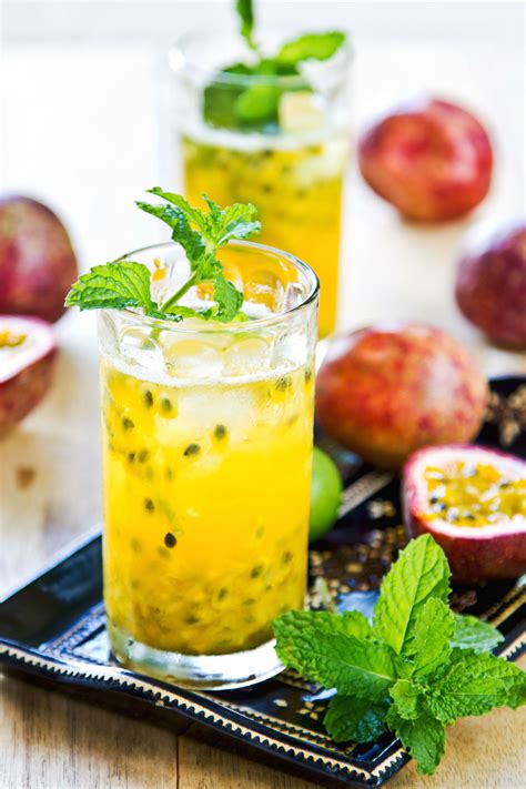 Refeshing Drinks That Will Inspire Your Next Tropical Holiday