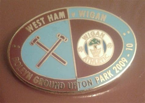 West Ham United Rare Pin Badge Ebay Pin Badges West Ham United Ebay