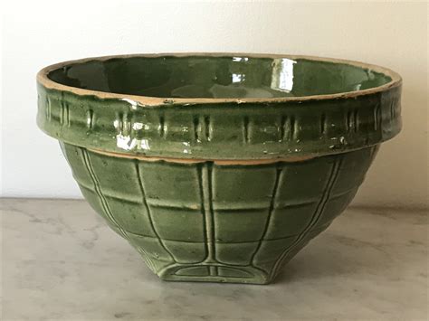 McCoy Vintage Green-glazed Yellow Ware Large Mixing Bowl in 2020