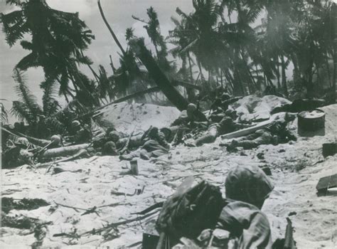 Battle Of Tarawa Pto Soldiers Marines Wwii November Fight Flickr
