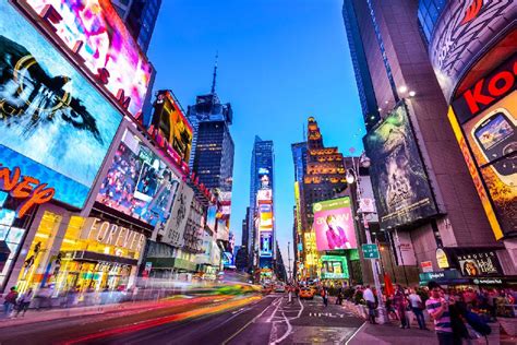 La liendra llegó a time square nueva york, gracias al mundo digital. Times Square - Le nord-est des Etats-Unis - Etats-Unis