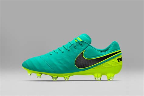 Nike Footballs Spark Brilliance Pack Is For The Speed Demons Nike