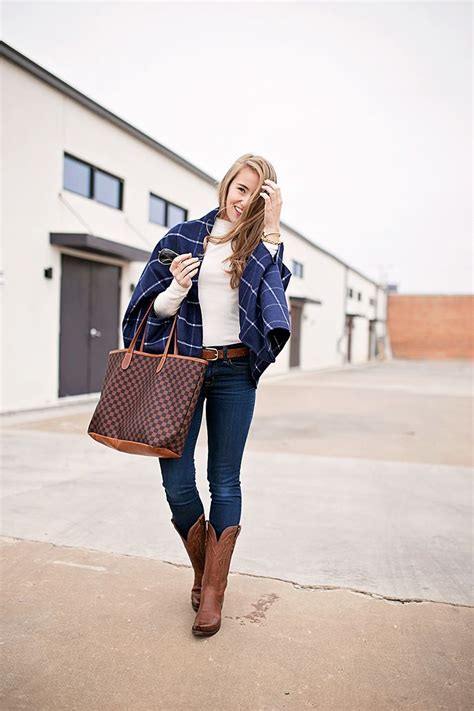 Navy Plaid Wrap A Lonestar State Of Southern Nashville Outfits