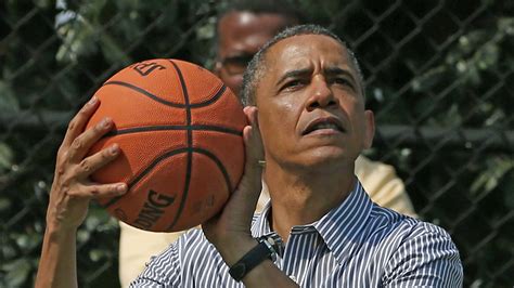 Obama Picks Kansas To Win The Mens Ncaa Basketball Tournament Cnn