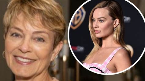 Margot Robbie Of The Wolf Of Wall Street Barbie And Focus And Her Gold Coast Mum Sarie