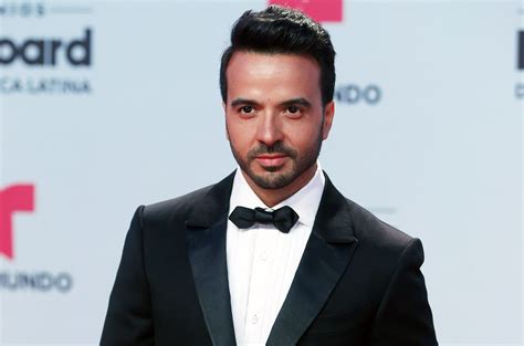 13,196,166 likes · 144,112 talking about this. Luis Fonsi Returns to Hot Latin Songs Top 3 With Demi Lovato Collaboration 'Echame La Culpa ...