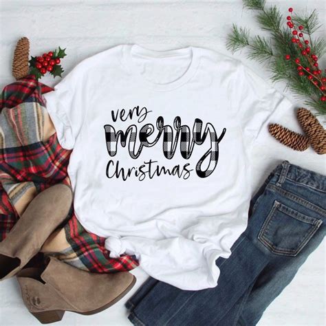 Pin By Tifa On Shirt Ideas Cute Christmas Shirts Womens Christmas