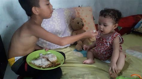 Awal Mula Si Bayi Hanna Makan Sambal YouTube