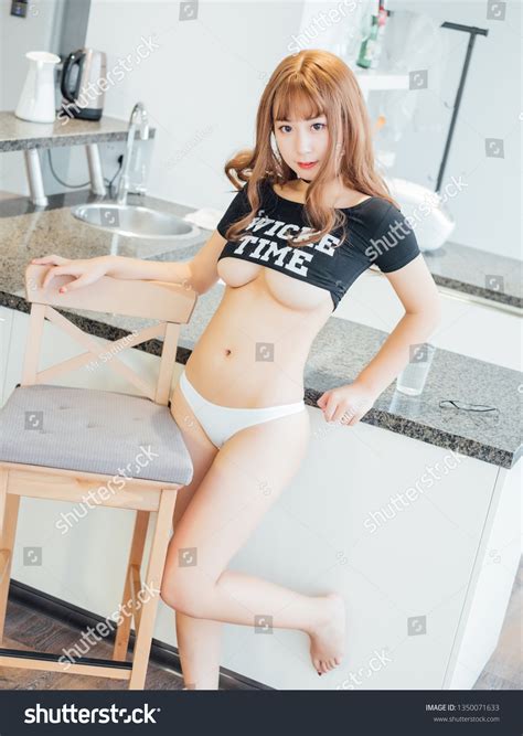 Asian Nude Girls Teen Stockfoto Shutterstock