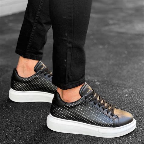 Martin Valen Mens New Dotted Sneakers Black And White