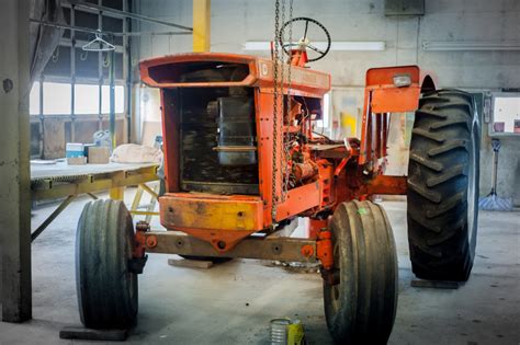 1967 Allis Chalmers D21 Parts Tractor At Ontario Tractor Auction 2017