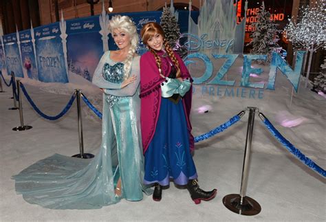 Frozen World Premiere Disneydaybyday