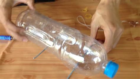 Piège à taupe bouteille plastique. Comment attraper des souris avec une bouteille en ...