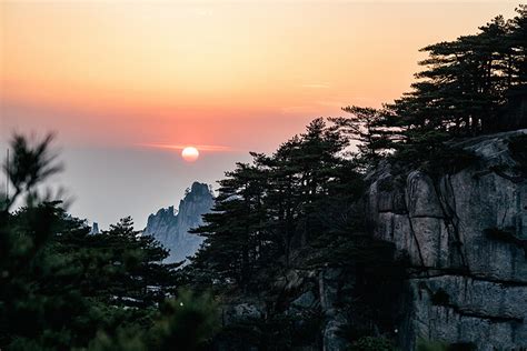 Mount Huangshan Sunset Guide Time And Sites 2024