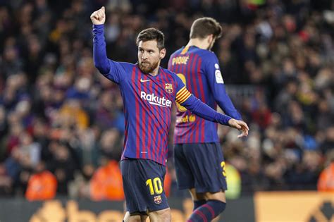 Barcelona: Lionel Messi scores his 400th La Liga goal