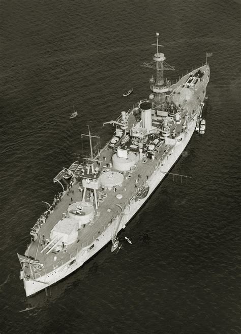 Battleship Uss Wyoming Bb 32 As A Training Ship During Ww2 3470 ×