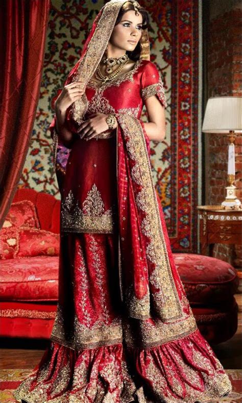 10 Stunning Pakistani Bridal Lehengas For The Modern Day Diva