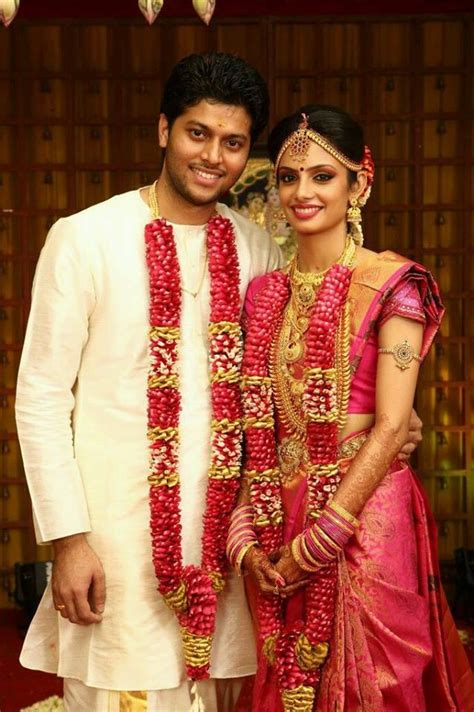 South indian wedding photo ideas. South Indian Wedding Bride and Groom Photography - FashionShala