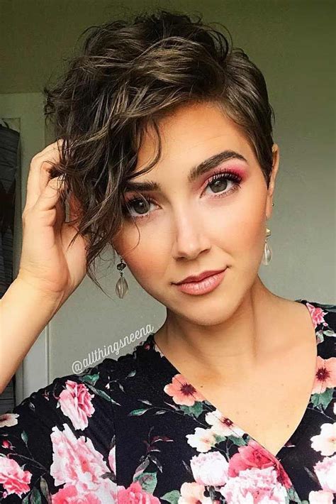 You the naturally curly pixie hairstyle is one. 30 Handy Styling Ways For Short Wavy Hair To Make Everyone ...