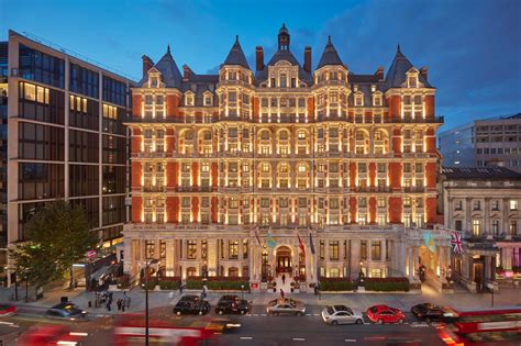 We offer contemporary accommodation for business and leisure travelers. Hôtels 5 étoiles de luxe | Hyde Park | Mandarin Oriental ...