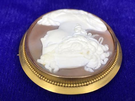 Antique 14k Gold Carved Shell Cameo Brooch Pin 187g 275 X 2