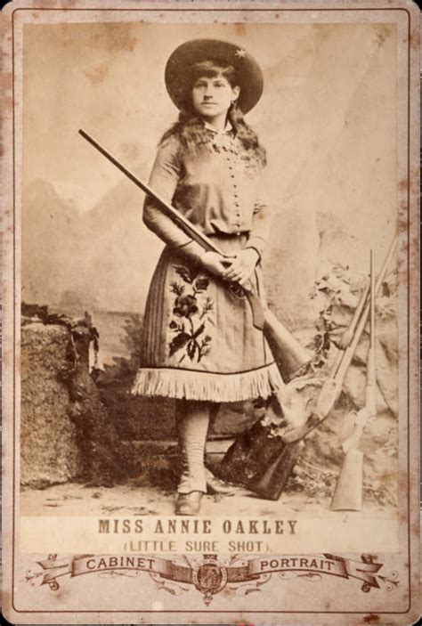 Photos That Show The Amazing Life Of Annie Oakley Dusty Old Thing
