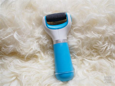 Scholl Velvet Smooth Express Pedi Electronic Foot File Lush Angel