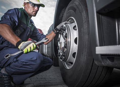 6 Benefits Of Mobile Truck Repair Equipment Experts Inc Equipment
