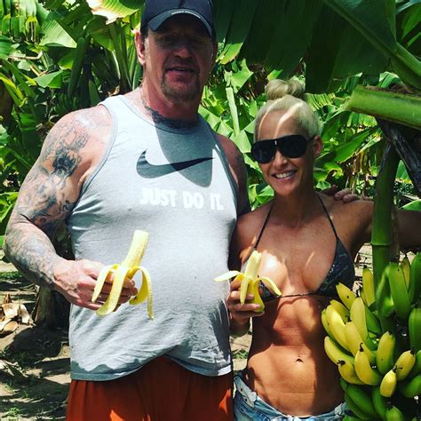 Iconic Wwe Superstar The Undertaker Mark Calaway And His Wife Michelle Mccool Calaway
