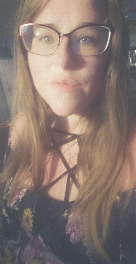 Not Letting My Sunburn Keep Me From Enjoying Date Night R Selfie