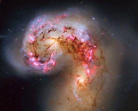 Awe Inspiring Images Of Galaxies Colliding