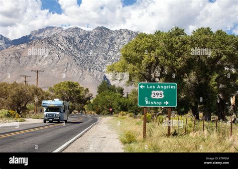 A Sign For Highway 395 Los Angeles And Bishop California Stock Photo