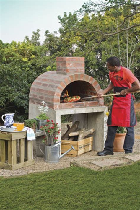 I love all things diy projects and doing them on a budget. How to Make Pizza Oven - DIY & Crafts | Backyard, Pizza ...