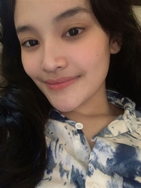 Ashel Jkt Orang Cantik Wanita Wajah