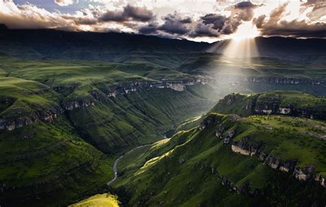 Drakensberg Mountains Southern Africa 1300×829