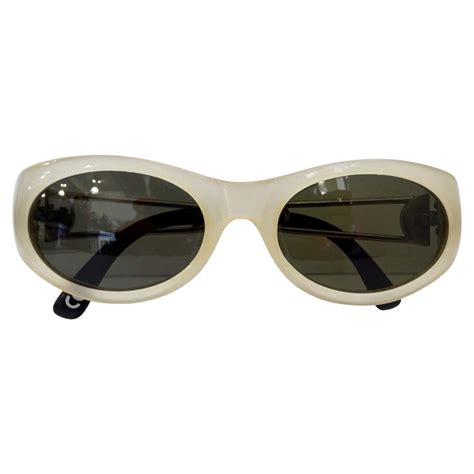 Gianni Versace 1990s Safety Pin Sunglasses For Sale At 1stdibs Versace Safety Pin Glasses