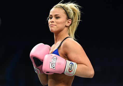 A UFC Fighter Posted 7 Nude Instagrams In A Row Following MMA Stars