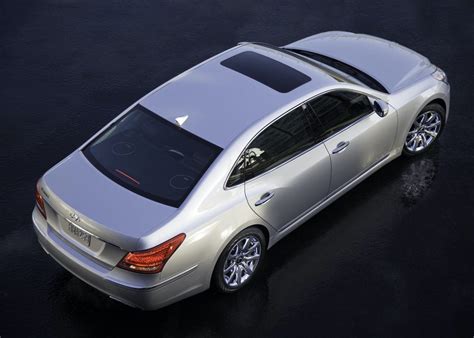 Hyundai Equus 2020 Car Reviews