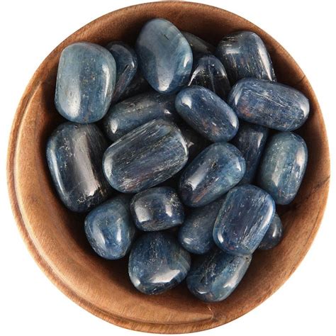 Kyanite Meaning Properties And Powers The Complete Guide