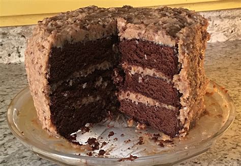 Preheat oven to 350°f (177°c). The Ultimate German Chocolate Cake Recipe | Delishably