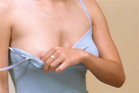 Martha Higareda Desnuda En Amar Te Duele