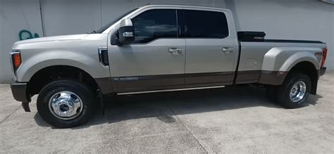 What Is The Towing Capacity Of A Ford F 350 6.7 Diesel Dually?