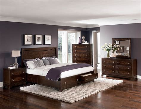 See more ideas about wall color, cherry furniture, home decor. Warm Brown Cherry Finish Traditional Bedroom w/Storage ...