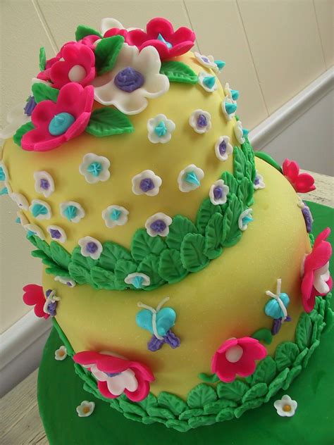 Flower Fondant Cake Fondant Flower Cake Cake Birthday Cake With Flowers